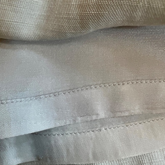 Shorts - Picture 3 of 4